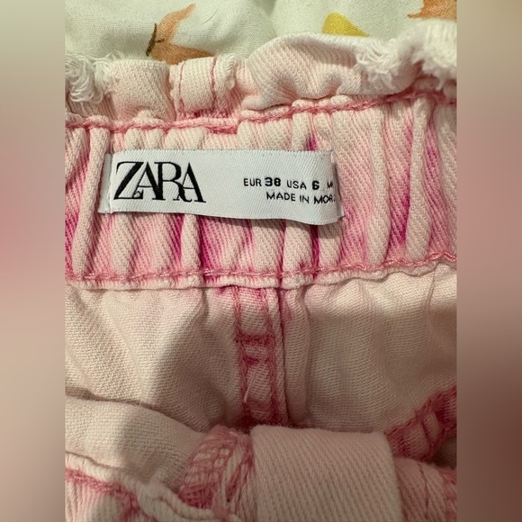 Zara paper bag shorts size 6 pink denim stretch cuff hem - Picture 5 of 8
